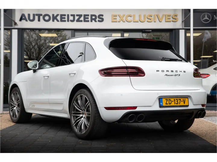 Porsche Macan 3.0 GTS  Image 4