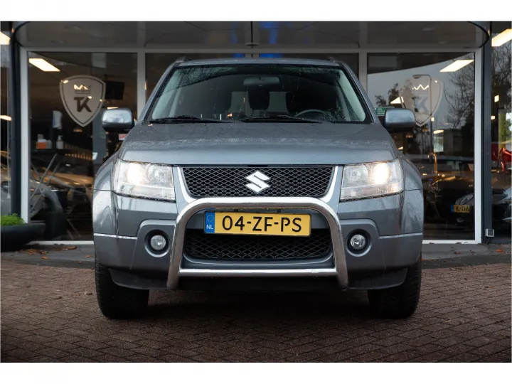 Suzuki Grand Vitara 2.0-16V Shogun  Image 2