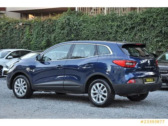 Renault Captur 1.2 Touch Image 2