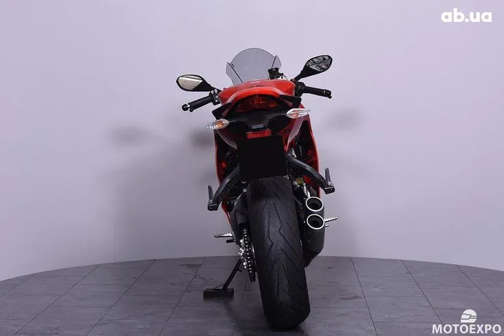 Ducati SuperSport Image 3